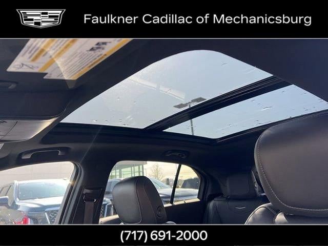 2022 Cadillac XT4 Premium Luxury