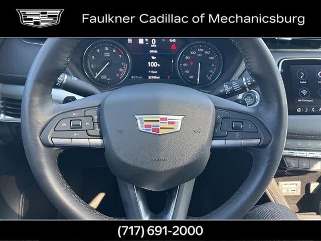 2022 Cadillac XT4 Premium Luxury