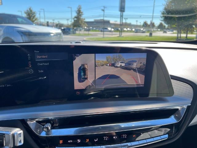 2024 Cadillac LYRIQ Sport 2