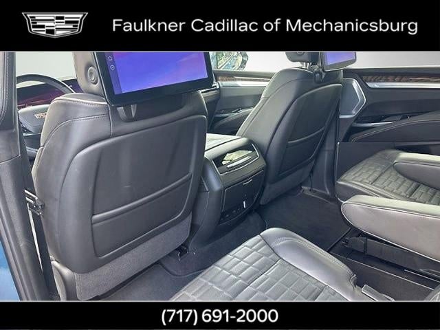 2025 Cadillac Escalade Sport Platinum