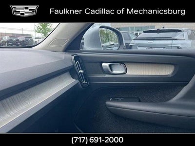 2019 Volvo XC40 Inscription