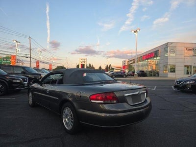2004 Chrysler Sebring Base