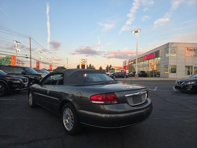 2004 Chrysler Sebring Base