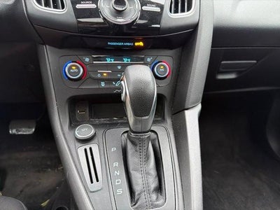 2017 Ford Focus SEL Hatch