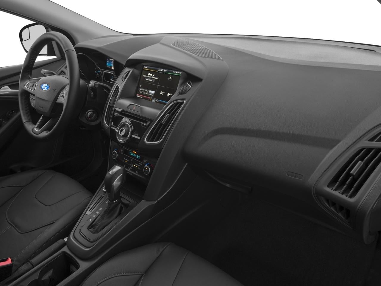 2017 Ford Focus SEL Hatch