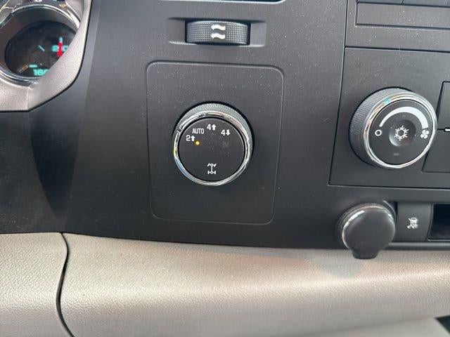 2009 Chevrolet Silverado 1500 Extended Cab Standard Box 4-Wheel Drive LT