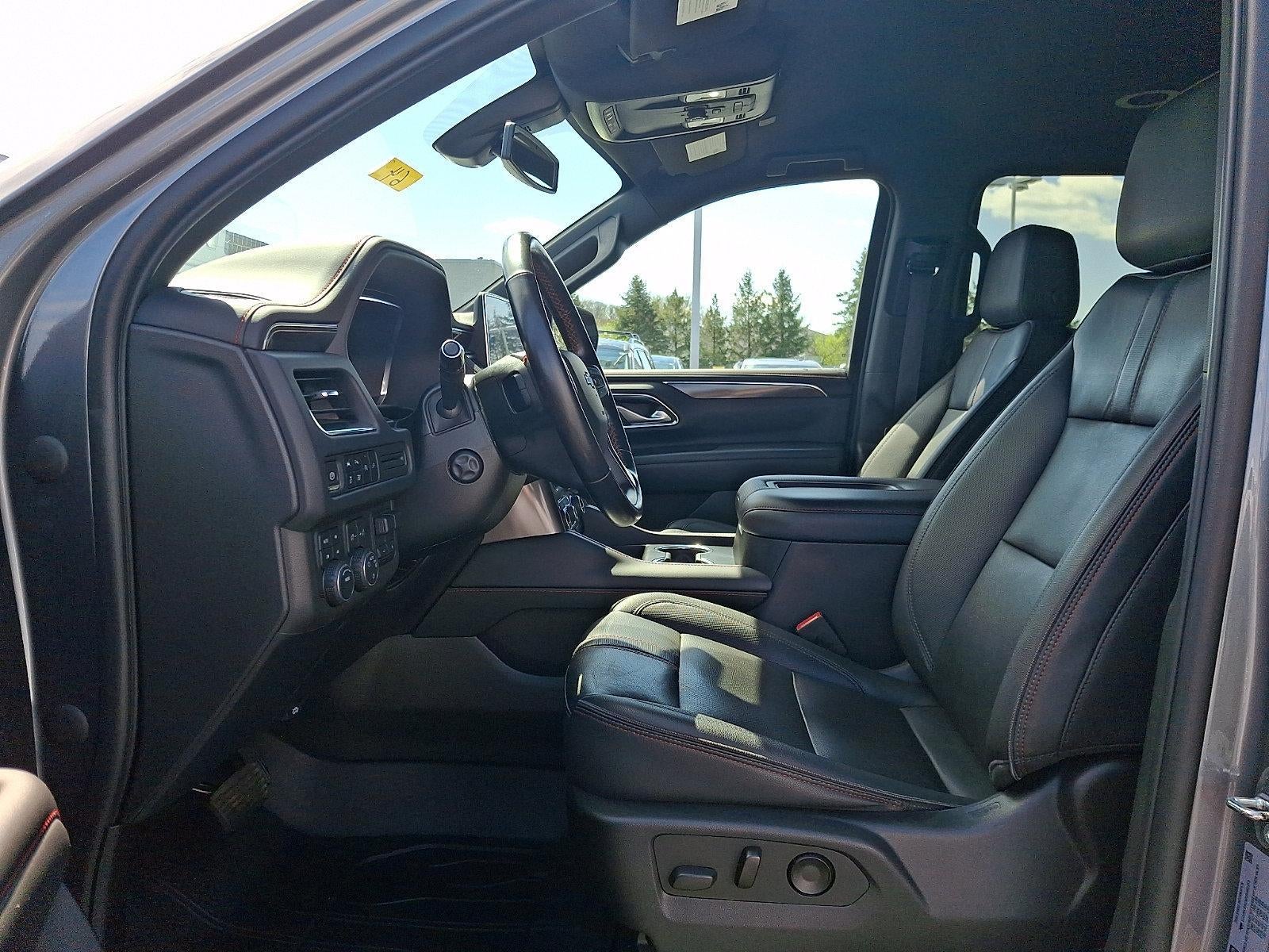 2022 Chevrolet Suburban 4WD RST