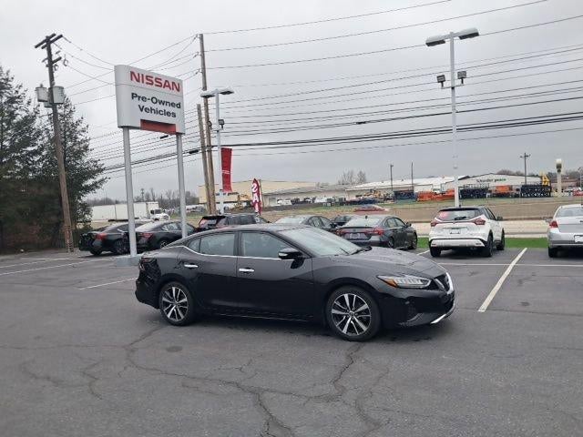 2023 Nissan Maxima SV CVT