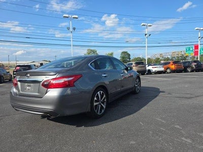 2017 Nissan Altima 2017.5 2.5 SR Sedan