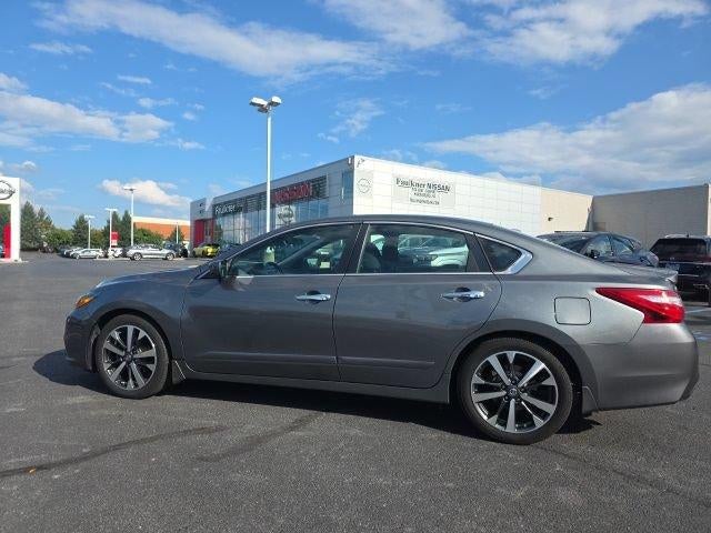 2017 Nissan Altima 2017.5 2.5 SR Sedan