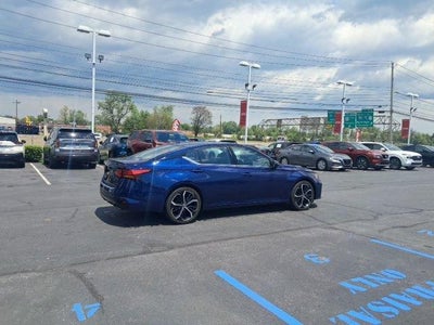 2023 Nissan Altima SR