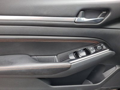 2023 Nissan Altima SR