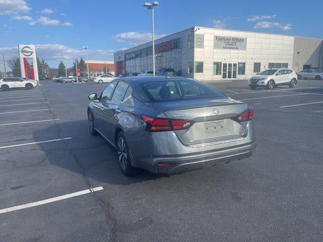 2022 Nissan Altima SV