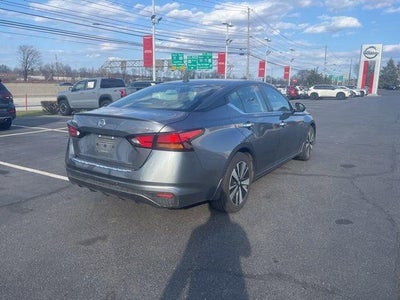 2022 Nissan Altima SV