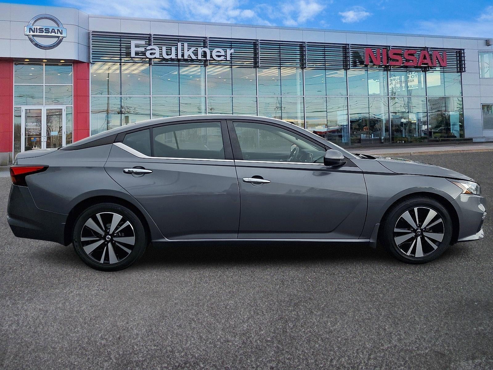 2022 Nissan Altima SV