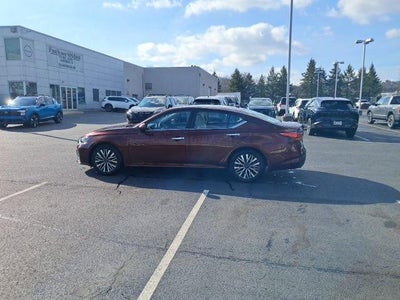 2023 Nissan Altima SV