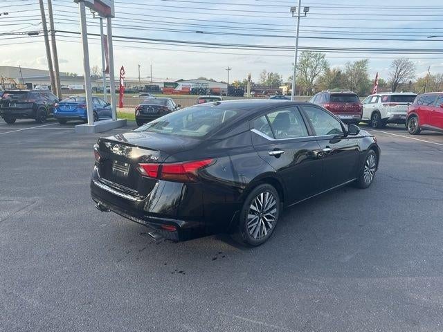 2023 Nissan Altima SV