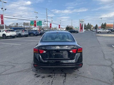 2024 Nissan Altima SV