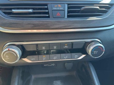 2024 Nissan Altima SV