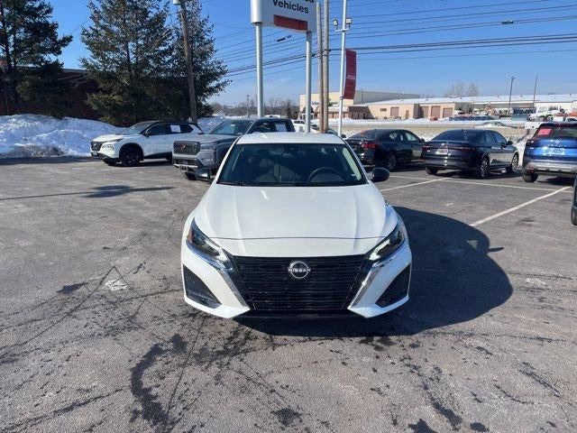 2024 Nissan Altima SV