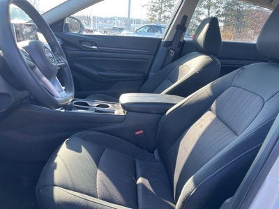 2024 Nissan Altima SV