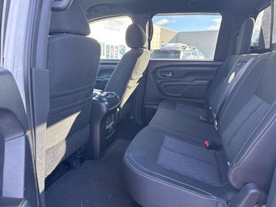 2018 Nissan Titan 4x4 Crew Cab SV