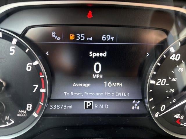 2023 Nissan TITAN Crew Cab SV