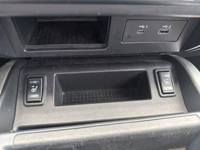 2023 Nissan TITAN Crew Cab SV