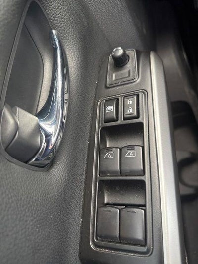 2023 Nissan TITAN Crew Cab SV