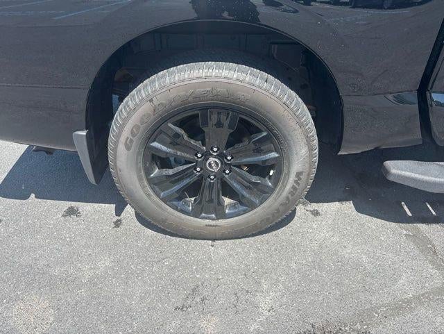 2023 Nissan Titan 4x2 Crew Cab SV