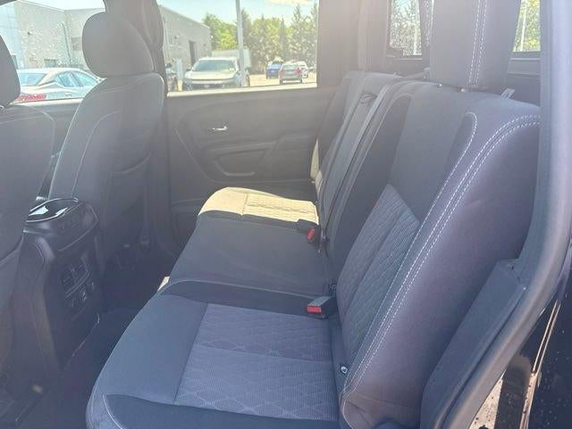 2023 Nissan Titan 4x2 Crew Cab SV