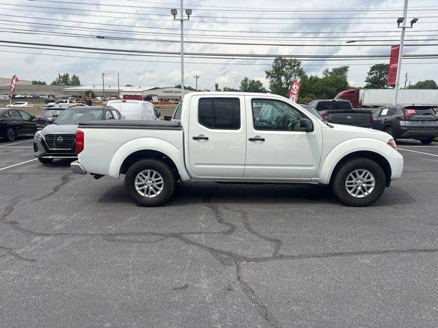 2016 Nissan Frontier 4WD Crew Cab SWB Auto SV