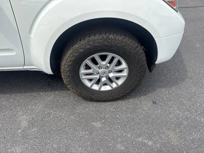 2016 Nissan Frontier 4WD Crew Cab SWB Auto SV