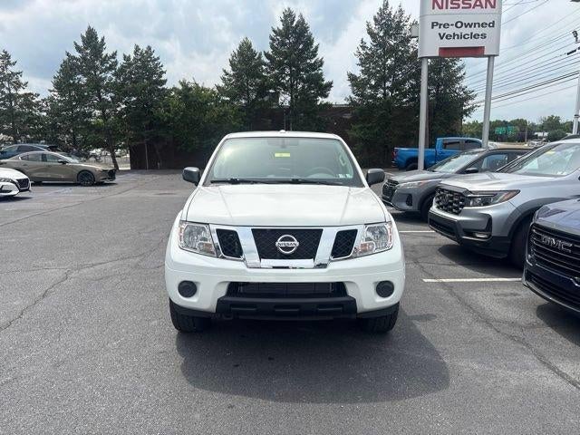 2016 Nissan Frontier 4WD Crew Cab SWB Auto SV