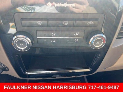 2015 Nissan Titan 4WD Crew Cab Short Bed SV
