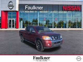 2015 Nissan Titan 4WD Crew Cab Short Bed SV