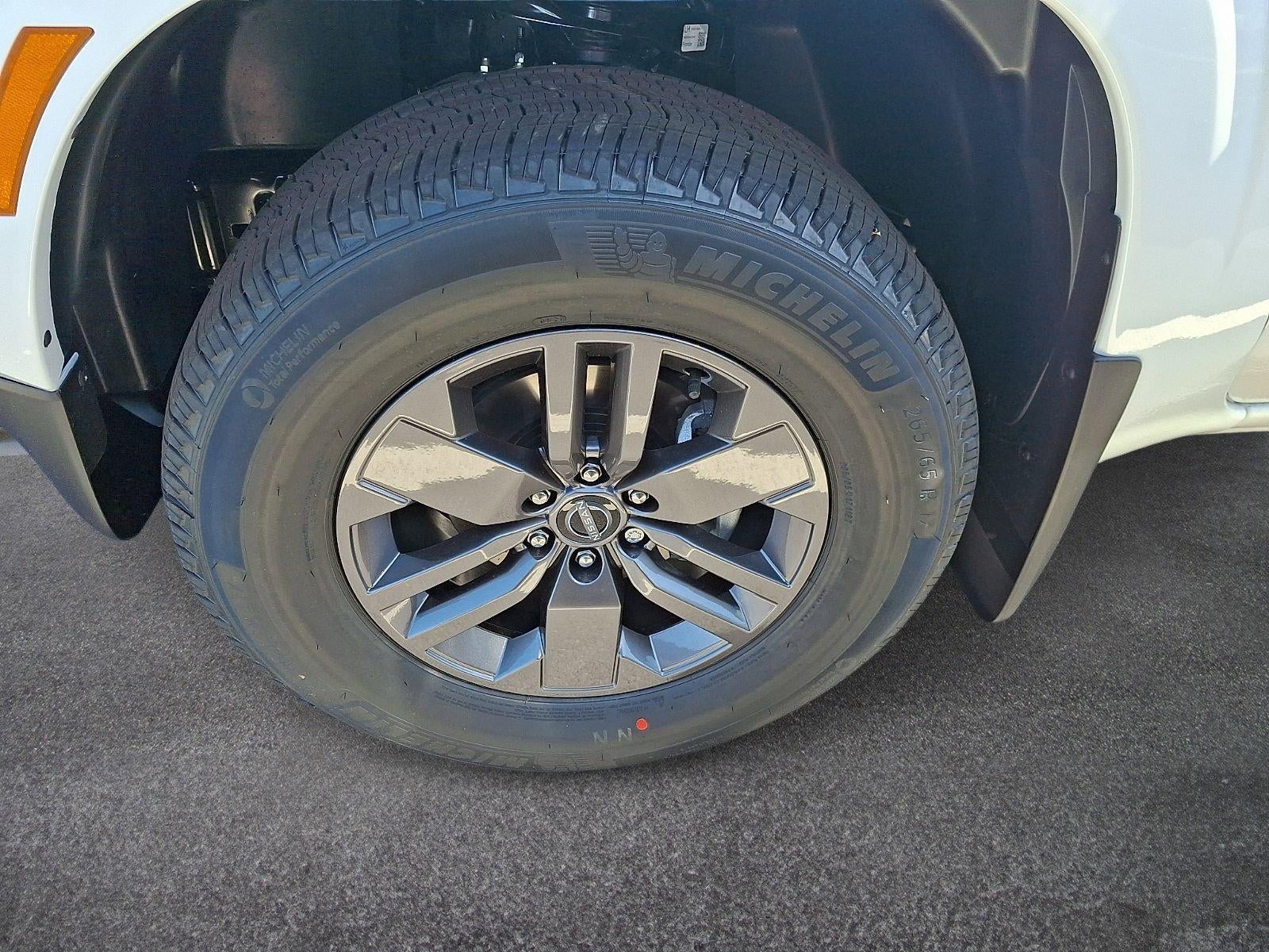 2026 Nissan Frontier Crew Cab SV