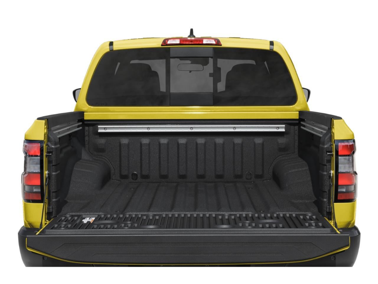 2027 Nissan Frontier Crew Cab 4x4 PRO-4X w/Wheel & Tire Package