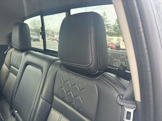 2023 Nissan Frontier Crew Cab SV