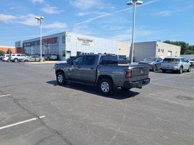 2022 Nissan Frontier Crew Cab 4x4 S Auto