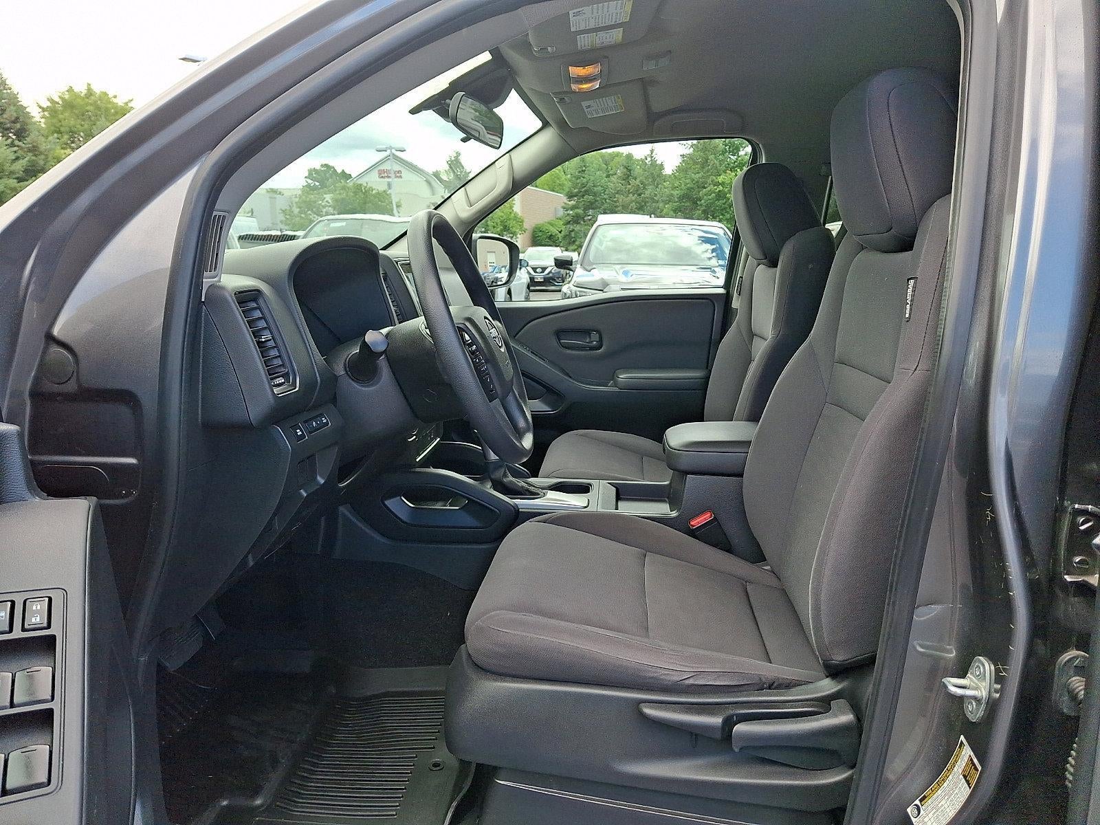 2022 Nissan Frontier Crew Cab 4x4 S Auto