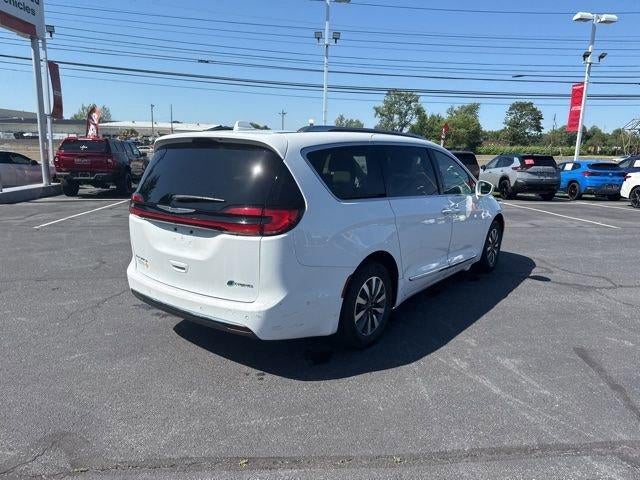 2021 Chrysler Pacifica Hybrid Limited FWD