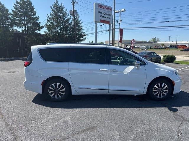 2021 Chrysler Pacifica Hybrid Limited FWD