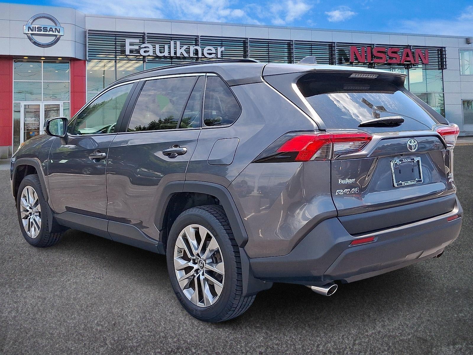 2019 Toyota RAV4 XLE Premium AWD (Natl)