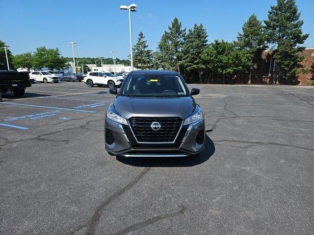 2025 Nissan Kicks Play S FWD