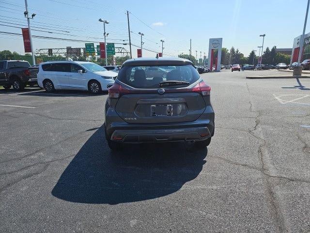 2025 Nissan Kicks Play S FWD
