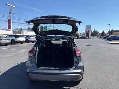 2021 Nissan Kicks SV FWD