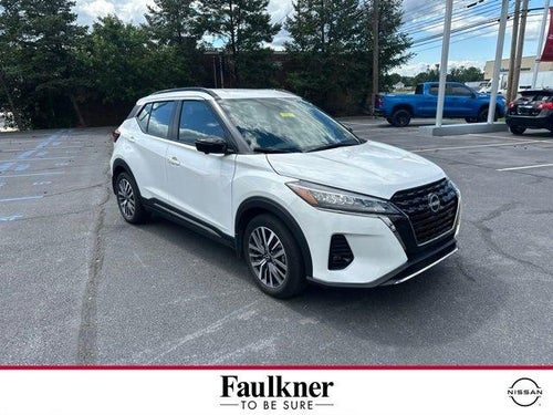 2023 Nissan Kicks SR FWD