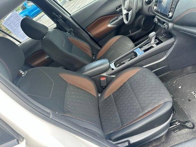 2023 Nissan Kicks SR FWD