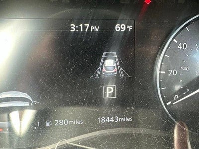 2023 Nissan Kicks SR FWD